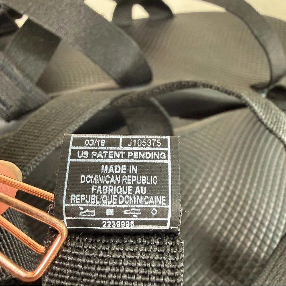 NEW NWOT CHACO Men’s Z2 Classic Adjustable Strap Performance Sandals Size 13